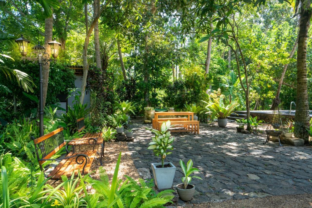 5Br Luxury Villa With Pool The Blues Mihiripenne Extérieur photo